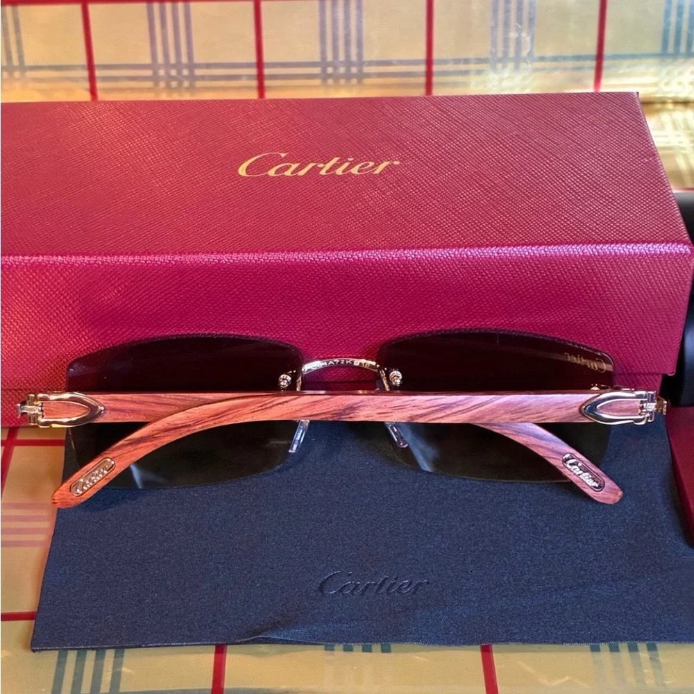 Cartier wood frame